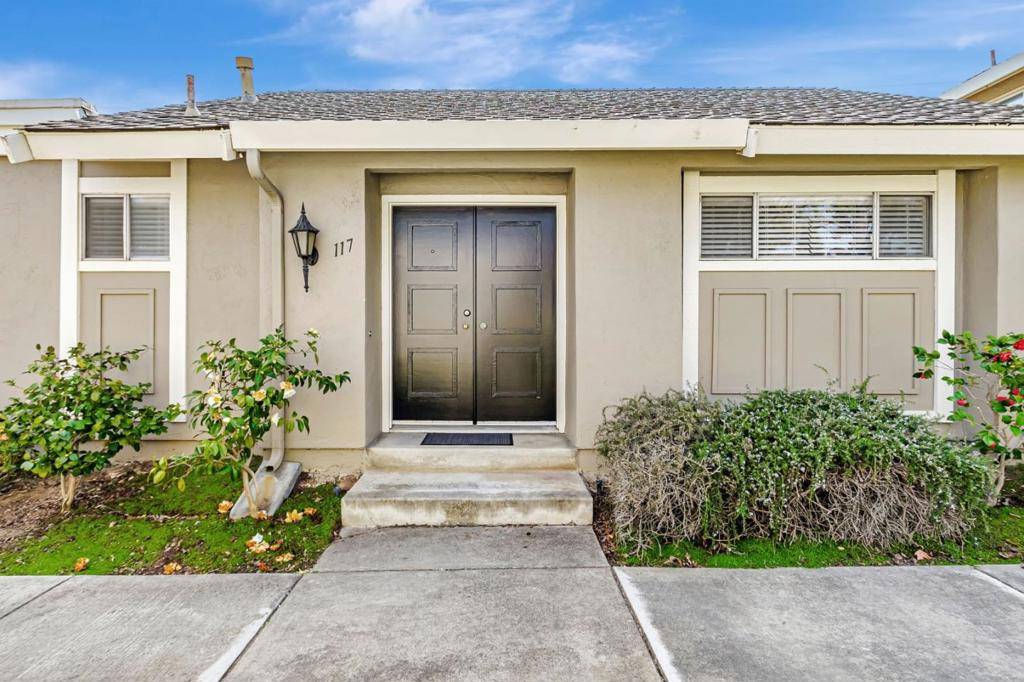 117 Escobar AVE,  Los Gatos,  CA 95032