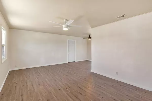 Hollister, CA 95023,531 El Camino Paraiso