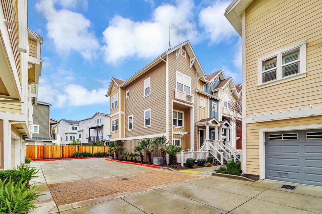 843 Avery DR, Mountain View, CA 94043