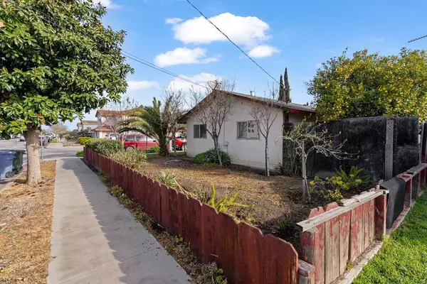 Greenfield, CA 93927,853 Maple AVE