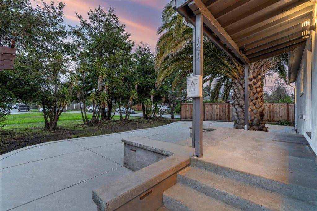 Santa Cruz, CA 95060,101 Graham AVE