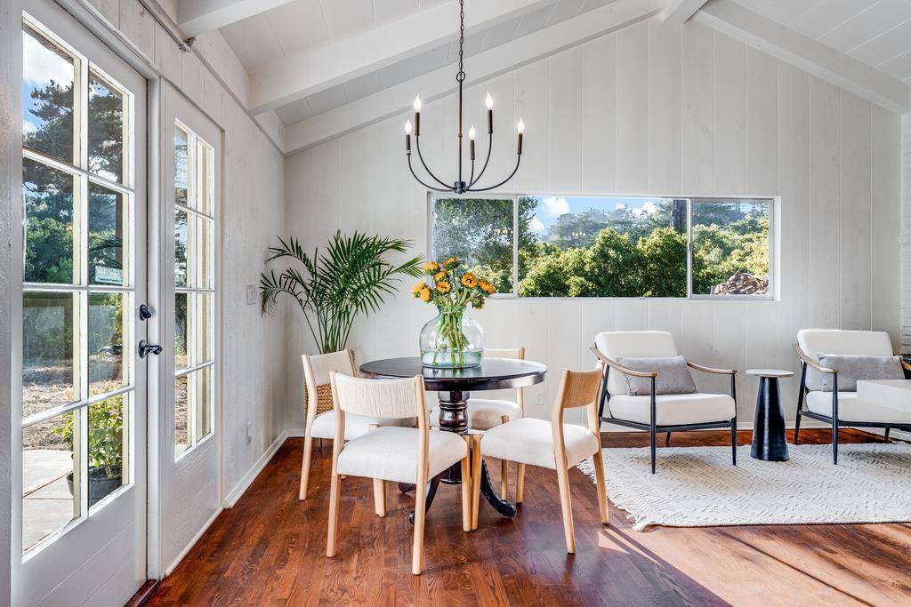 Carmel, CA 93923,25984 N Mesa DR