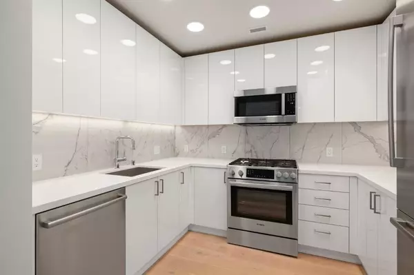 San Francisco, CA 94103,588 Minna ST #503