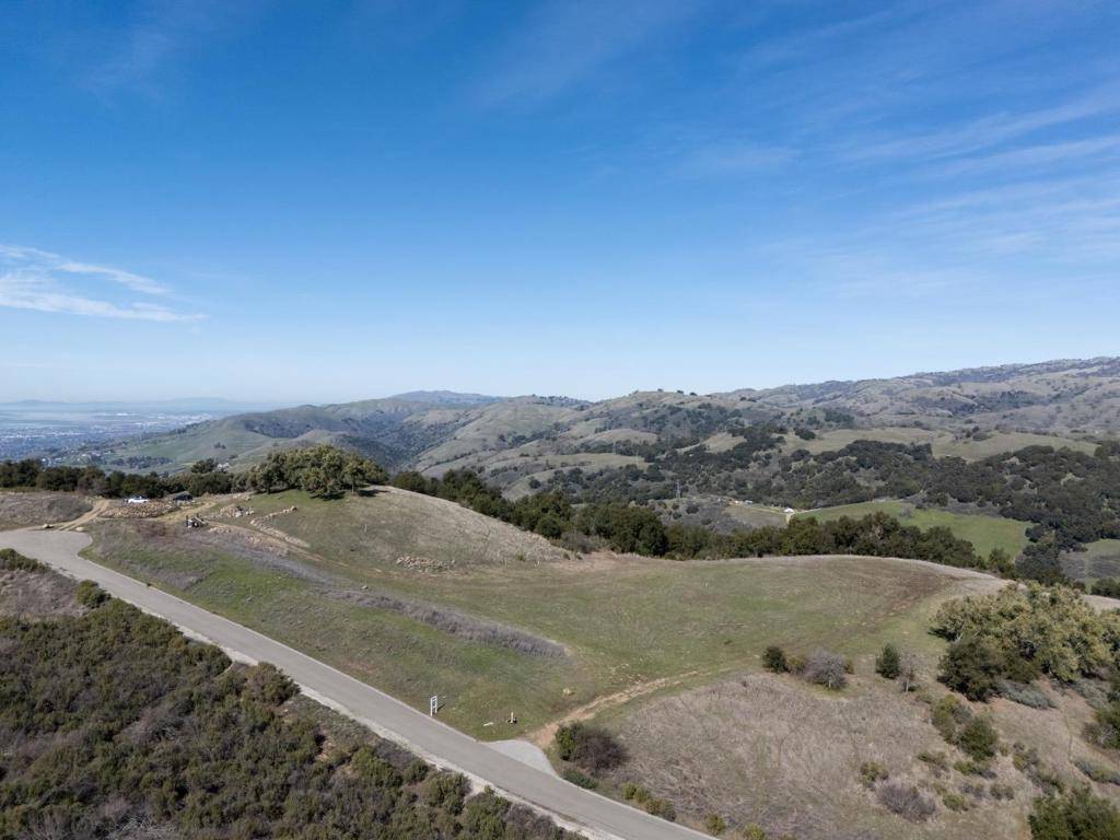 San Jose, CA 95140,0 Vineyard Heights