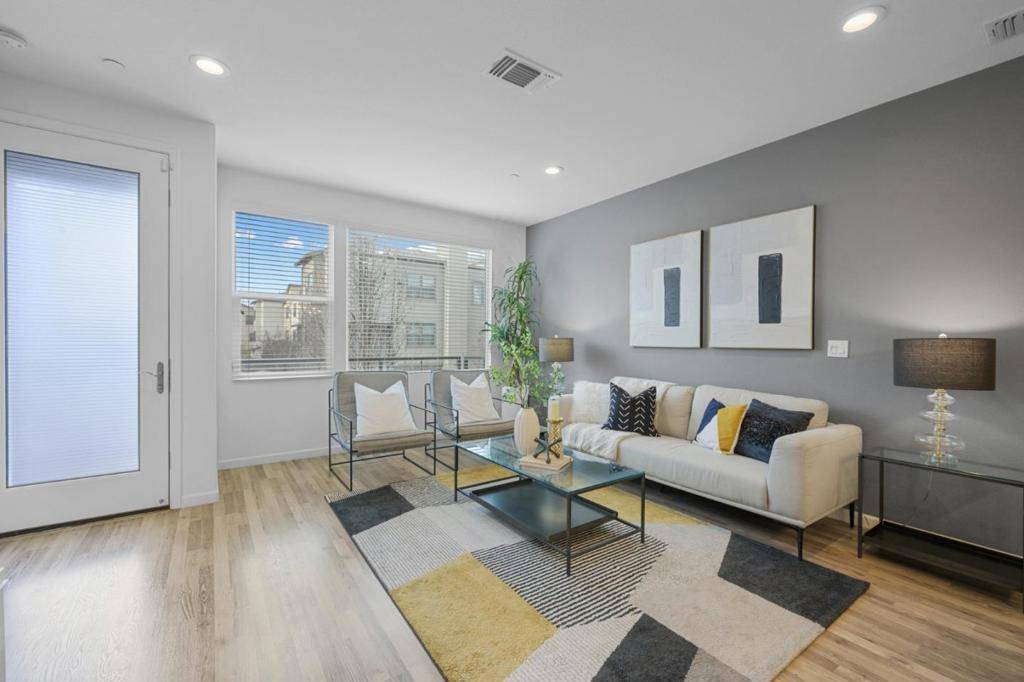 Hayward, CA 94541,403 Morello DR