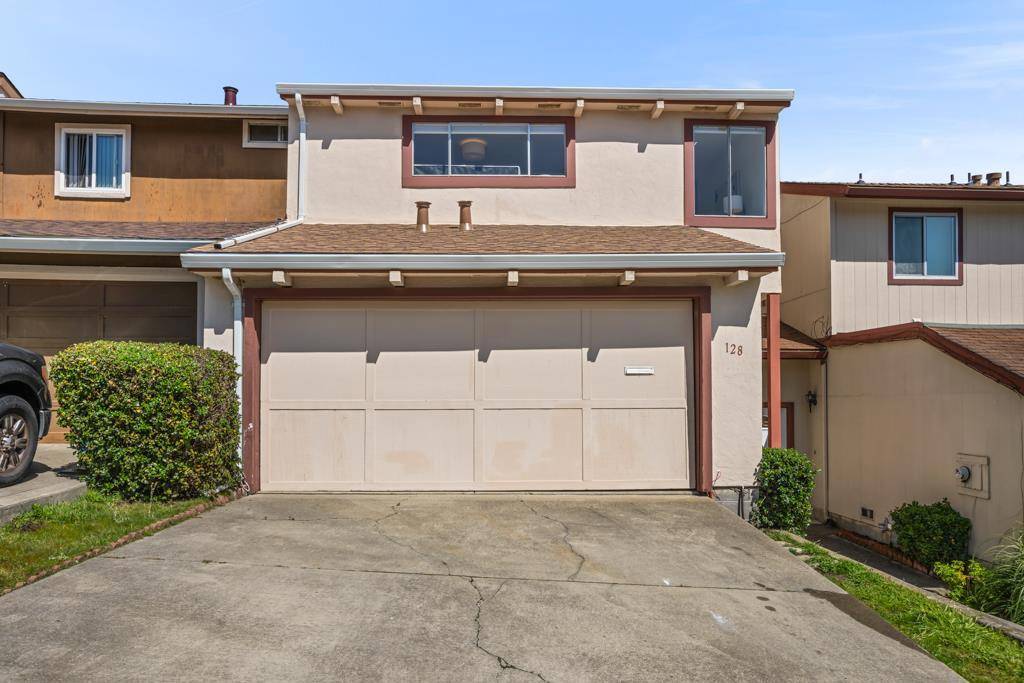 Daly City, CA 94015,128 Saint Michaels CT