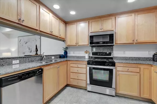 Sunnyvale, CA 94089,1035 Scotia TER #101