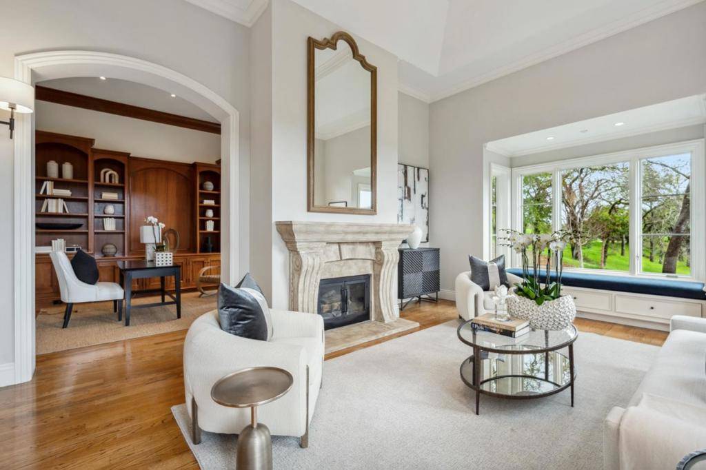 Portola Valley, CA 94028,4 Buck Meadow DR