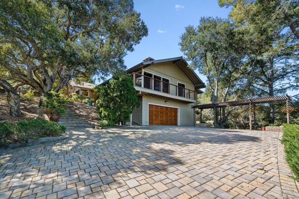 CA 93908,17 Calera Canyon RD