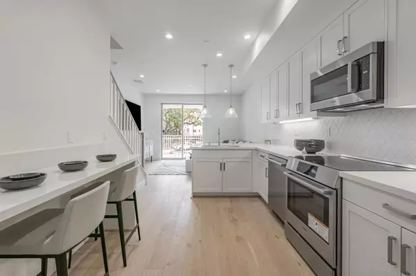 Walnut Creek, CA 94597,146 Oak CIR