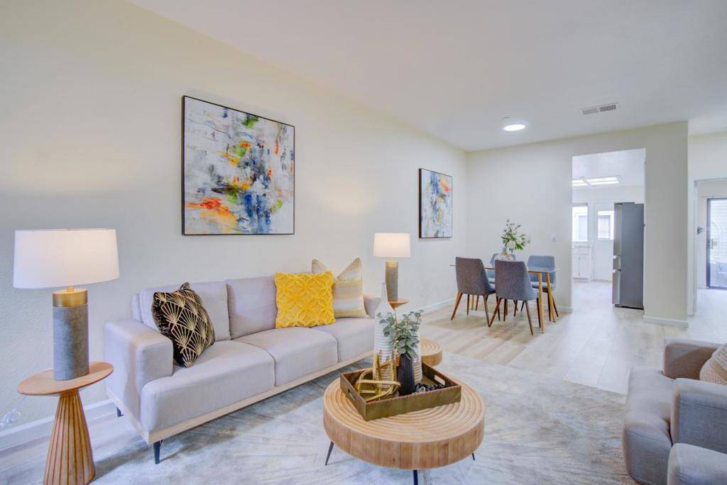 Sunnyvale, CA 94086,926 La Mesa TER #F