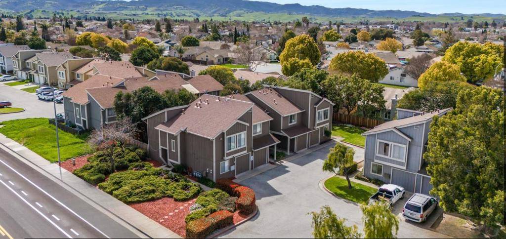 940 Memorial DR, Hollister, CA 95023