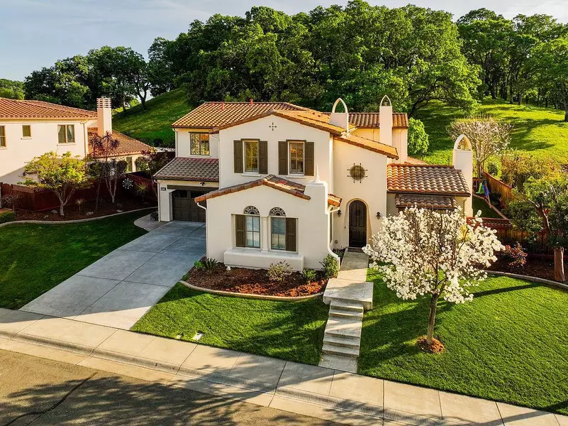2953 Pebble Beach CIR, Fairfield, CA 94534