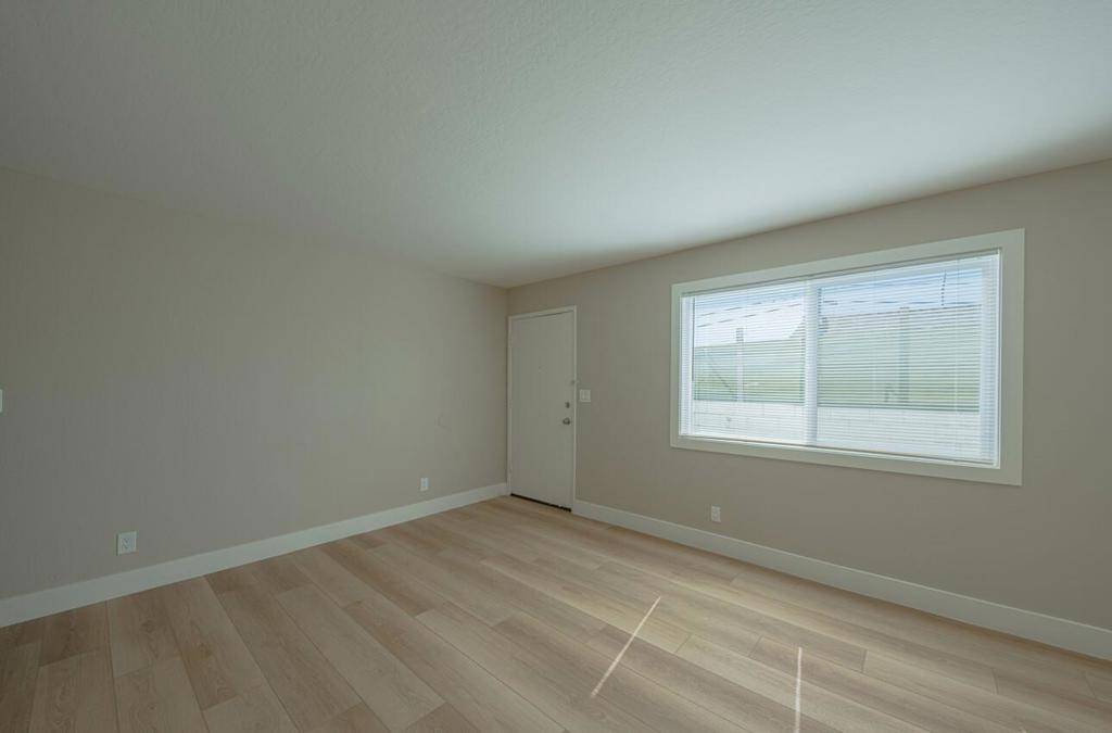Salinas, CA 93905,903 Rider AVE