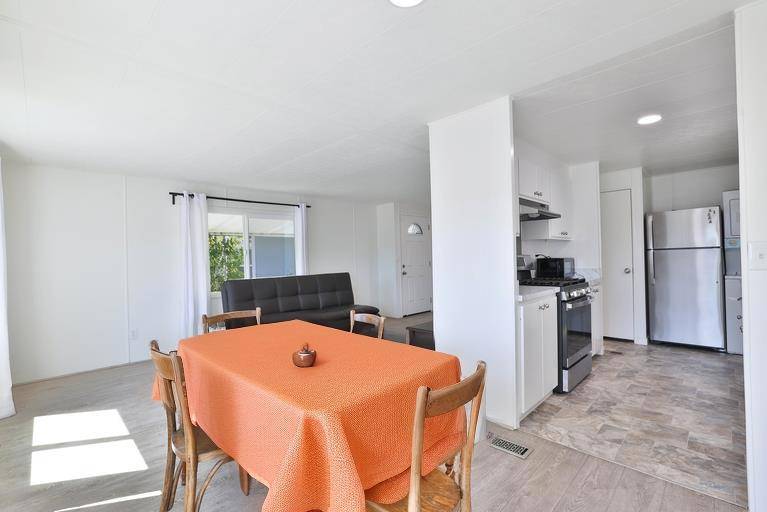 Gilroy, CA 95020,8282 Murray Ave #99
