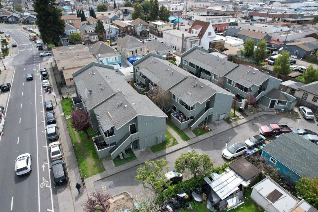 4527 Bancroft AVE, Oakland, CA 94601