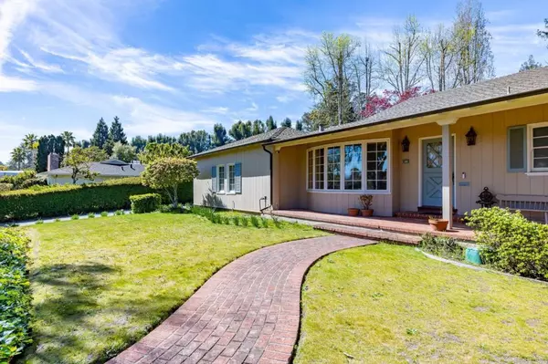 Hillsborough, CA 94010,680 Fairway CIR