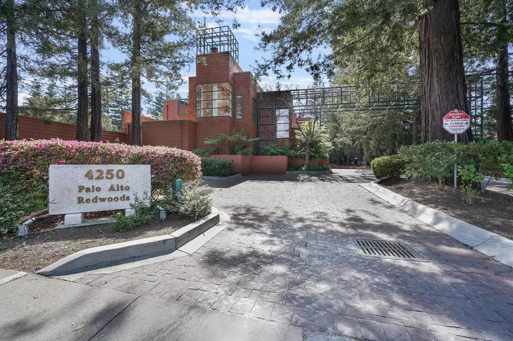 Palo Alto, CA 94306,4250 El Camino Real #B118