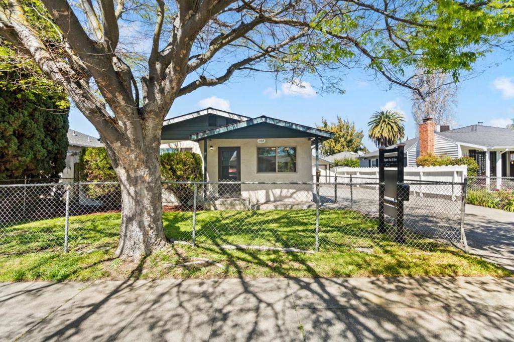 1135 Beech ST, East Palo Alto, CA 94303