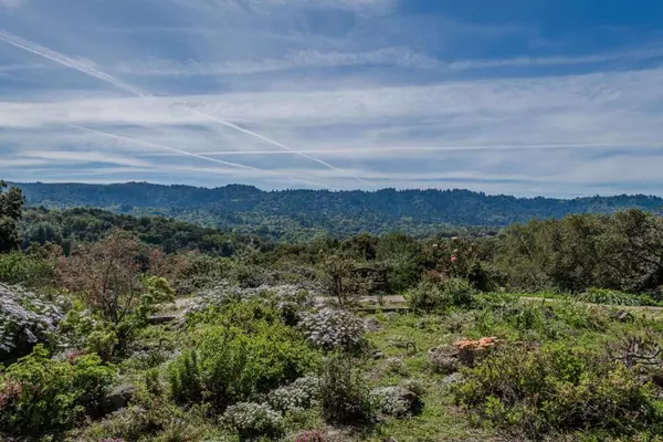 640 Los Trancos RD, Portola Valley, CA 94028
