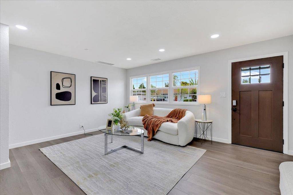 Sunnyvale, CA 94086,824 Acacia AVE