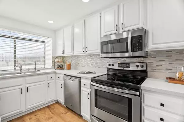 Newark, CA 94560,6474 Buena Vista DR #B