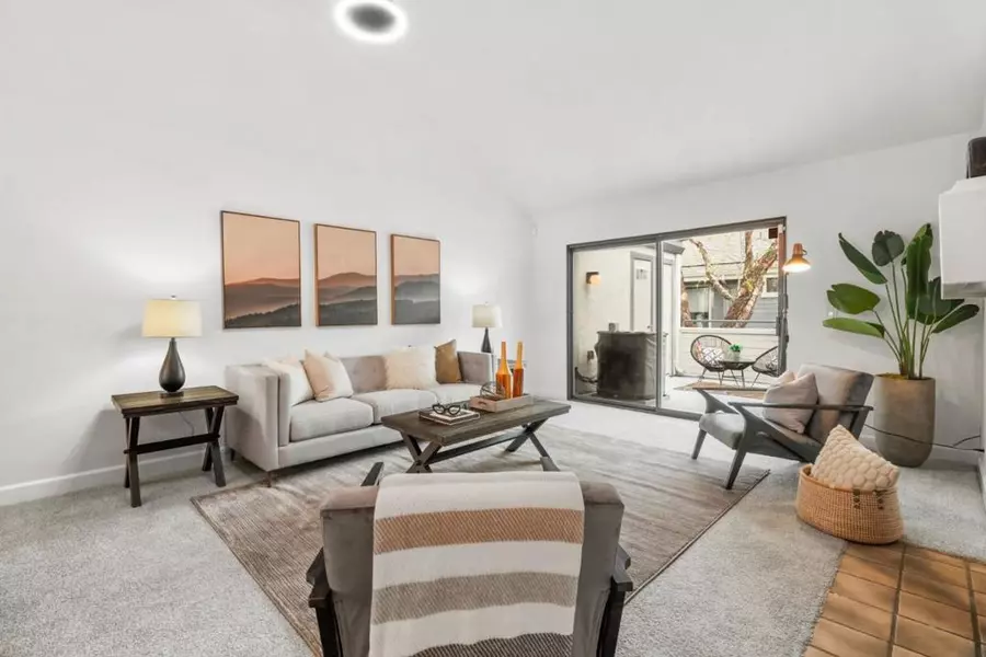 6474 Buena Vista DR #B, Newark, CA 94560