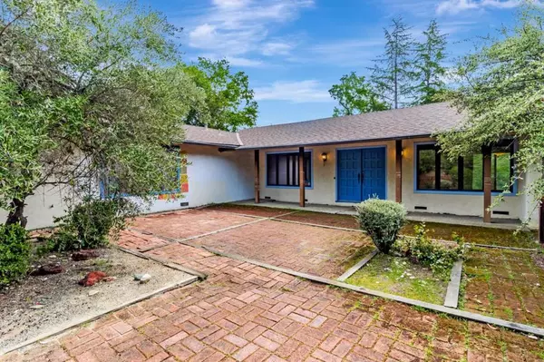 Palo Alto, CA 94306,4141 Old Trace RD