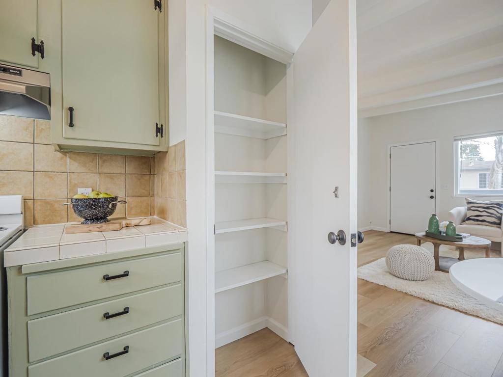 Aptos, CA 95003,512 Laverne AVE