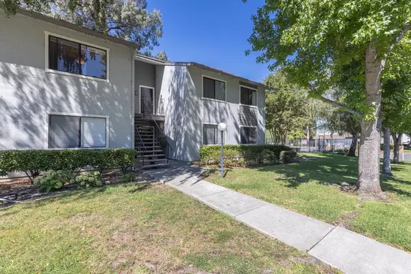 Benicia, CA 94510,900 Cambridge DR #56