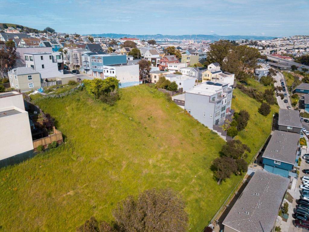 San Francisco, CA 94110,132 Bache ST