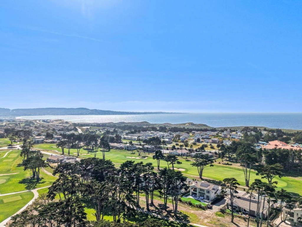 Seaside, CA 93955,1814 Links DR