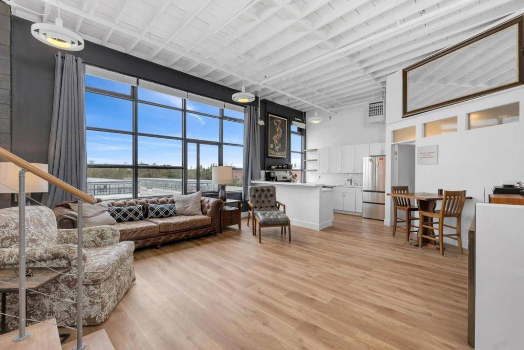 Emeryville, CA 94608,4053 Harlan ST #311
