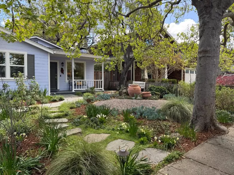 2071 Camino De Los Robles, Menlo Park, CA 94025