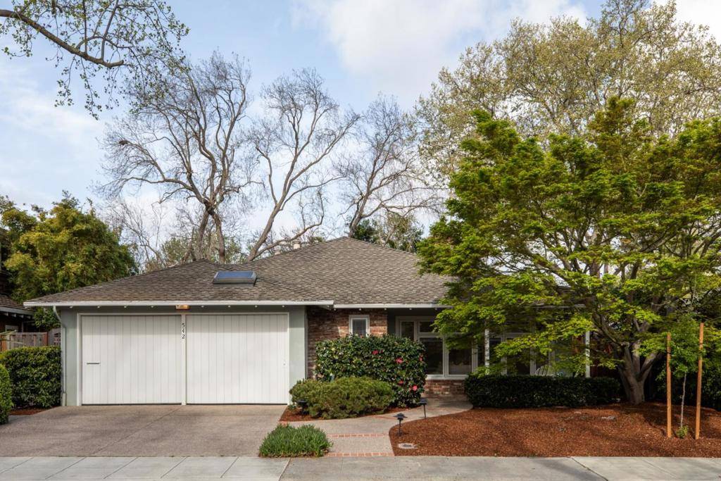 542 Hilbar LN, Palo Alto, CA 94303