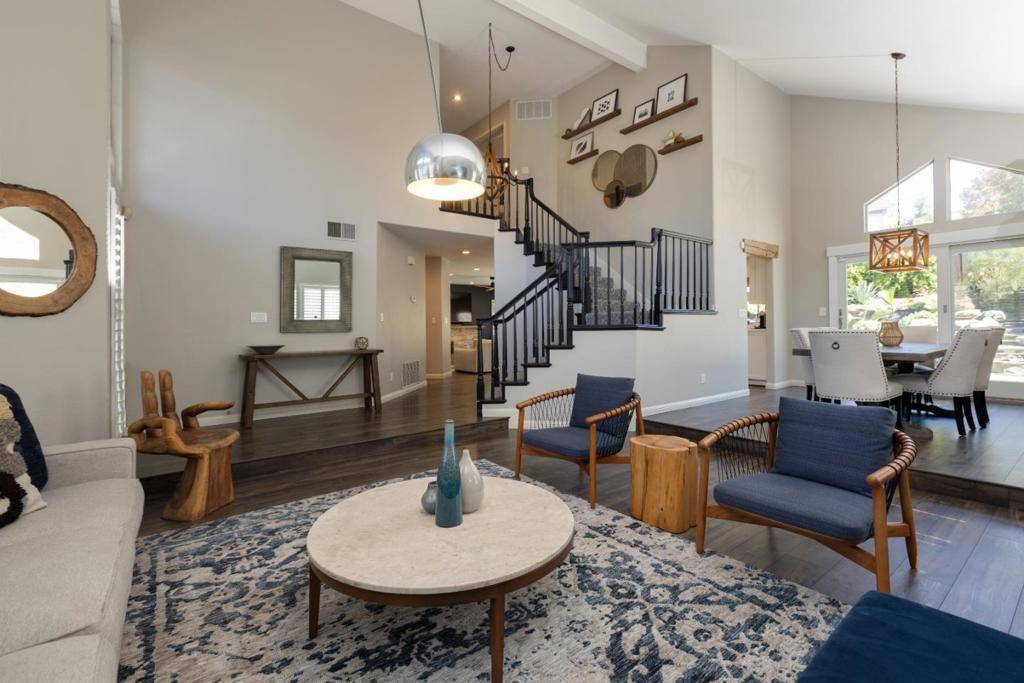 Danville, CA 94506,92 Hillview DR