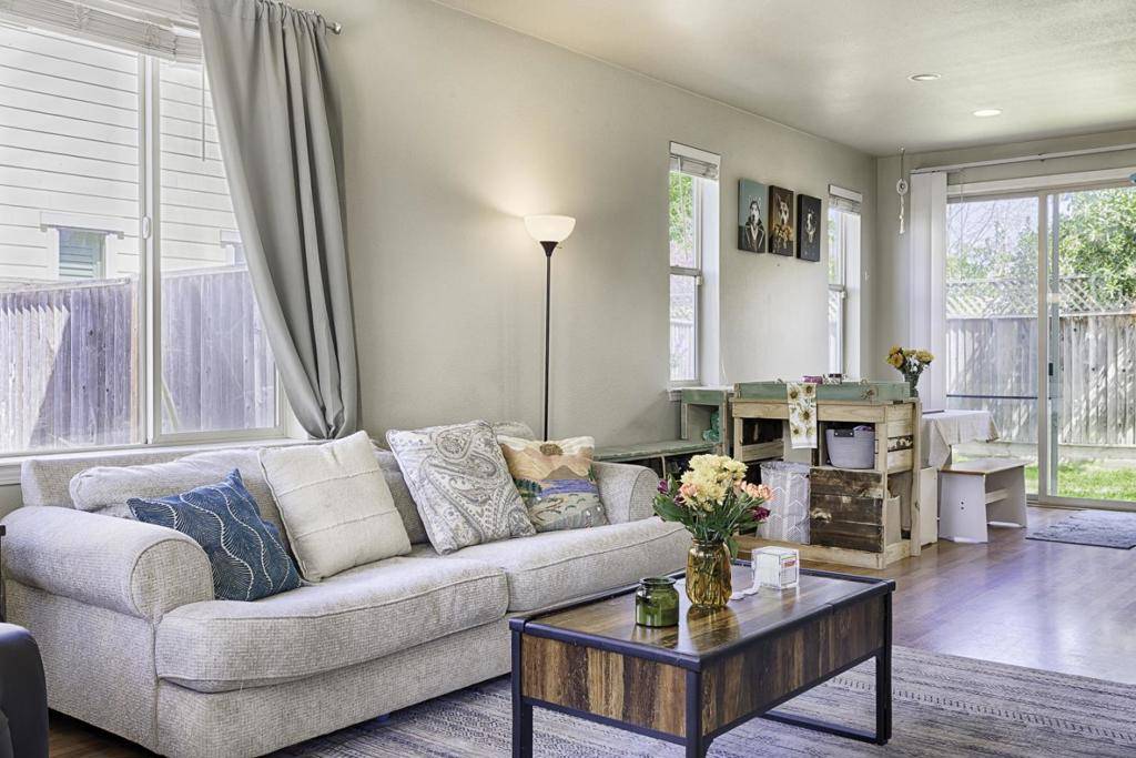 Santa Rosa, CA 95407,4015 Agassi Dr DR