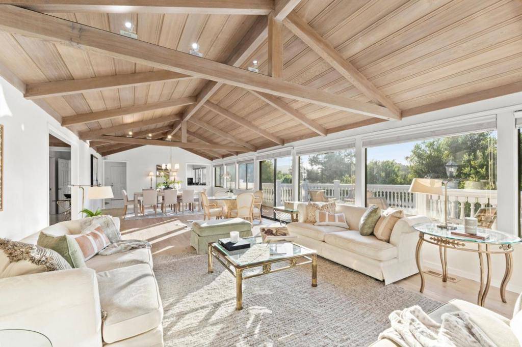 911 Matts CT, Los Altos, CA 94024