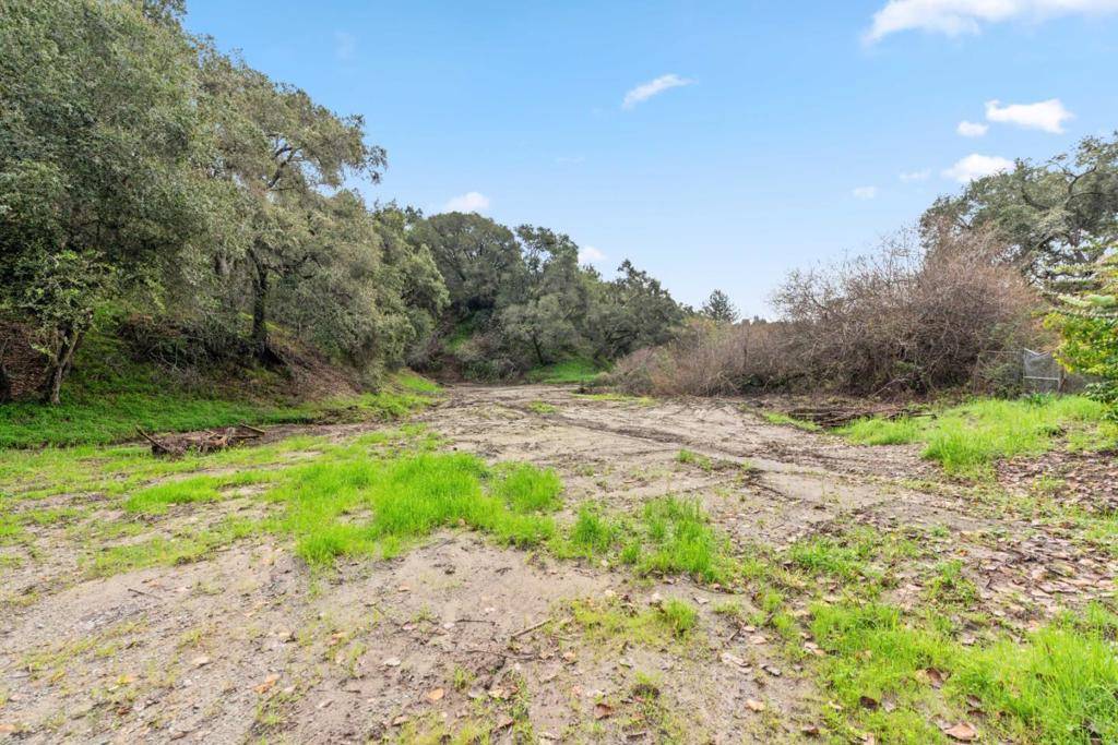 Watsonville, CA 95076,530 Apple Valley LN