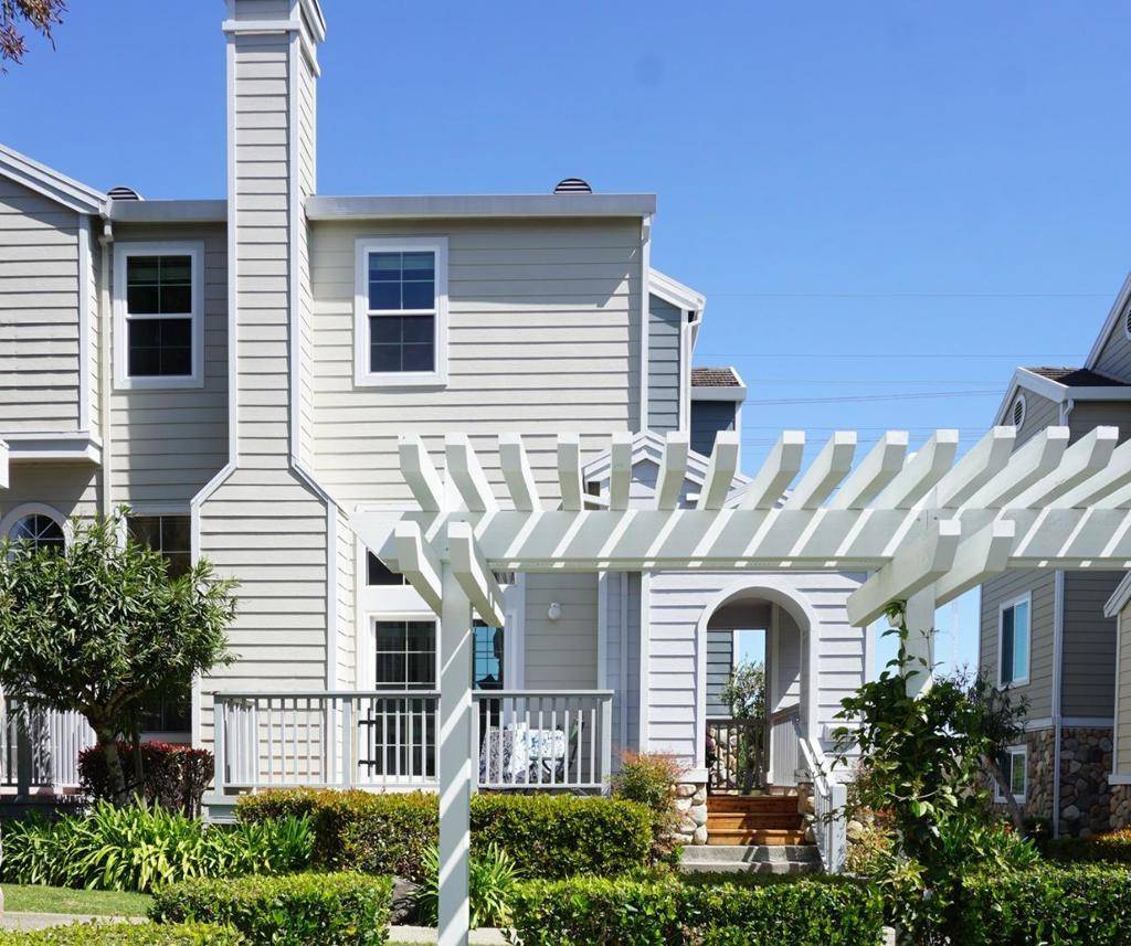 318 Genoa DR #160, CA 94065