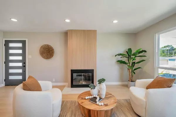 Pacifica, CA 94044,226 Sunshine DR