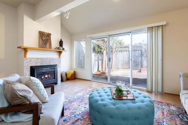 Aptos, CA 95003,7241 Lotus WAY