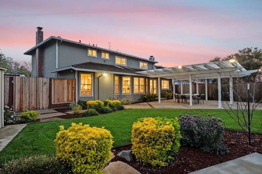Los Gatos, CA 95032,1400 Elwood DR