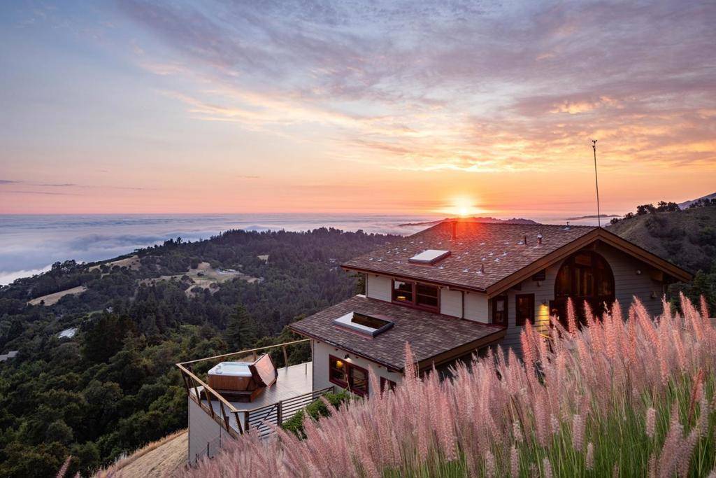 Big Sur, CA 93920,47600 Coast Ridge RD