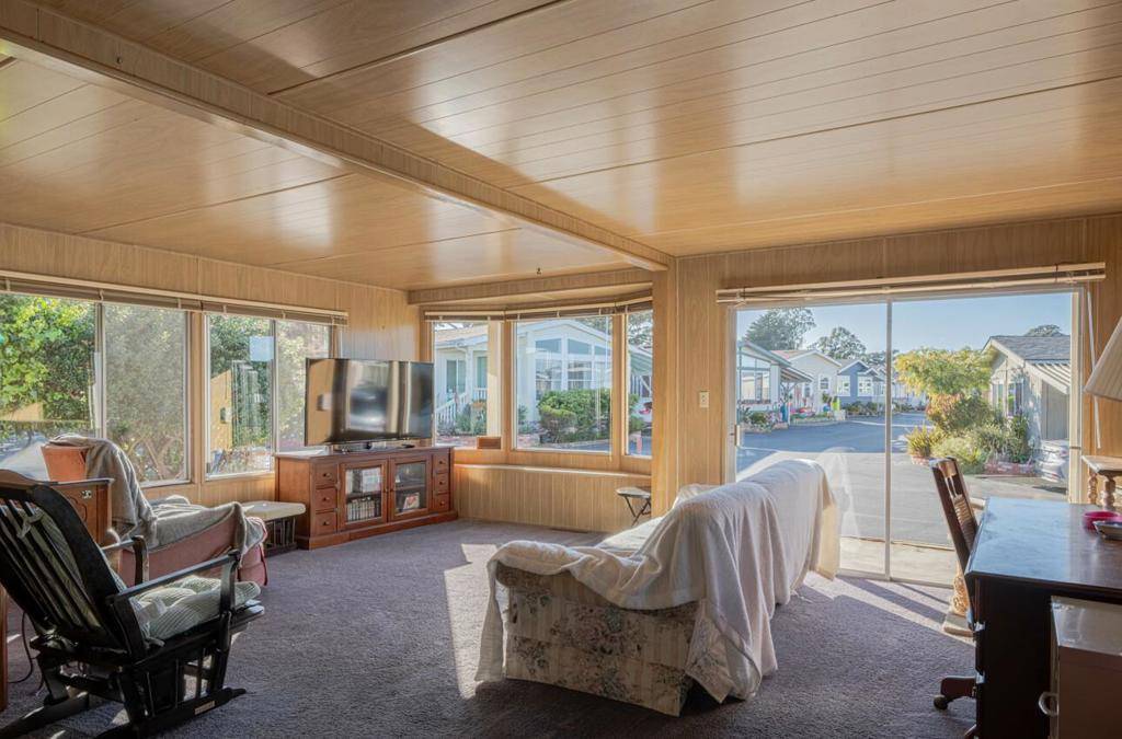 Pacific Grove, CA 93950,700 Briggs AVE