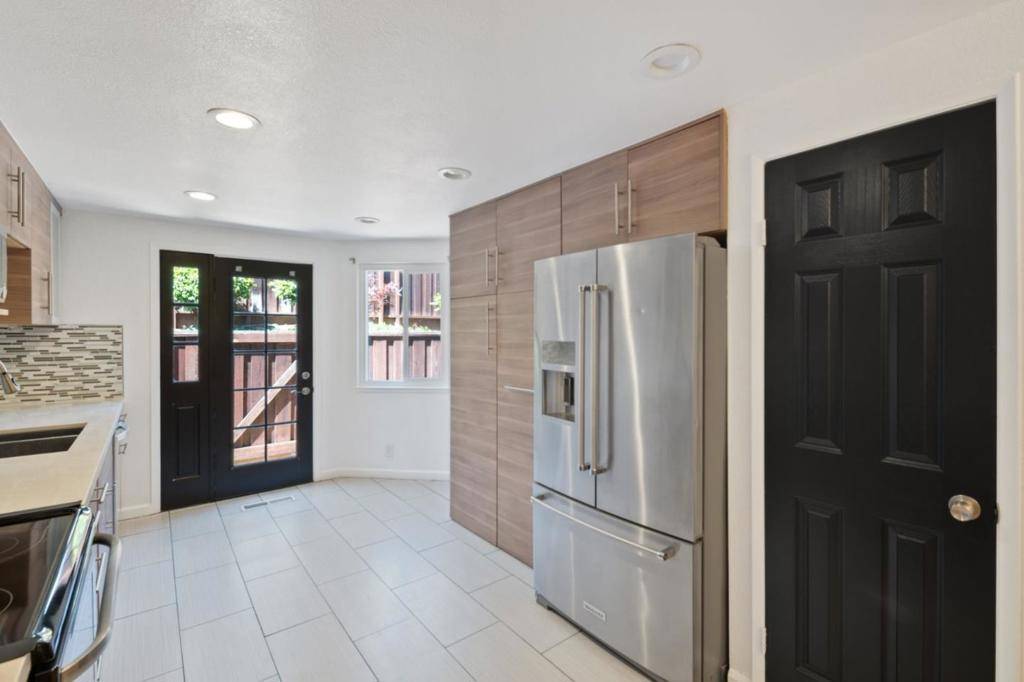 Castro Valley, CA 94552,5361 San Simeon PL