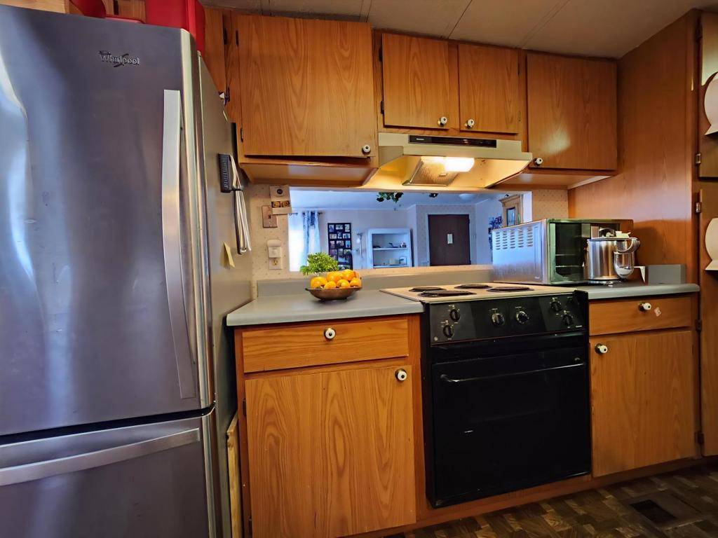 Salinas, CA 93905,150 Kern ST