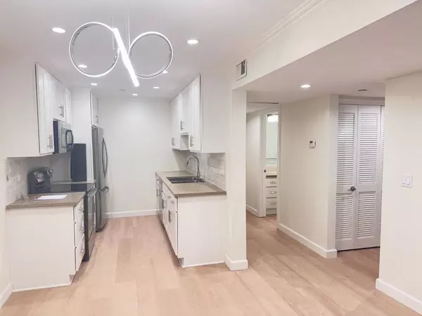 Los Altos, CA 94022,101 2nd ST #5