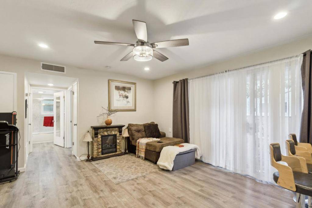14225 Lora DR #79, Los Gatos, CA 95032