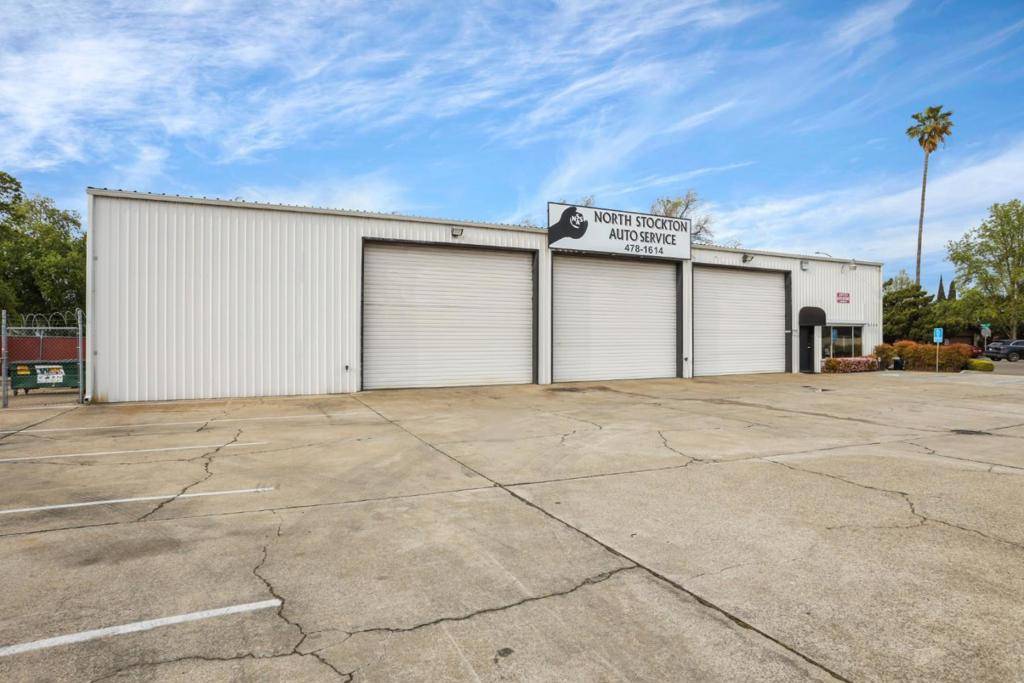 Stockton, CA 95209,8709 Davis RD